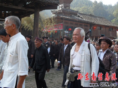 ��ƽ��ʮ�����؅^�e�k�׌ö�������y�Ļ����ʢ��