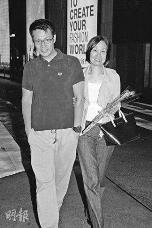 楊千嬅:媽媽送1箱金條做嫁妝 (圖)