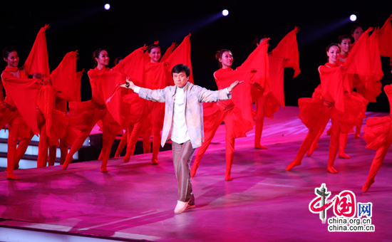 組圖:成龍武博會大秀功夫 李連杰現(xiàn)場助興