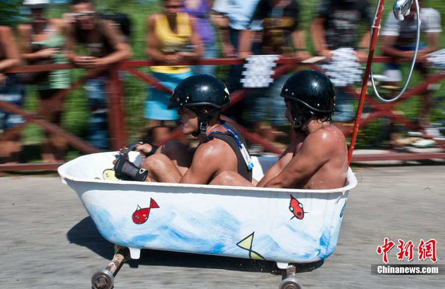 �Ű��e���׌ßo����С܇ِ