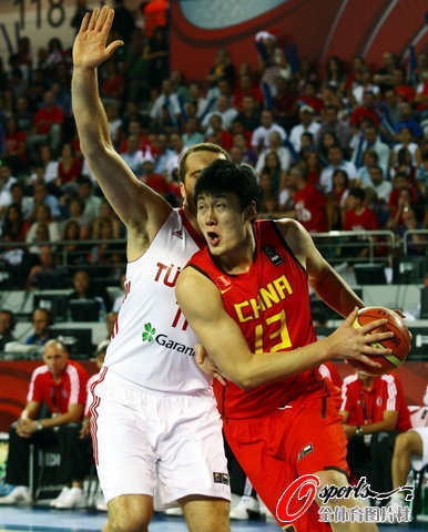 組圖:男籃47分慘敗東道主 創1連串恥辱紀錄