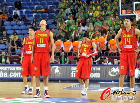 組圖:劉煒21分阿聯(lián)兩雙 中國67-78負(fù)立陶宛