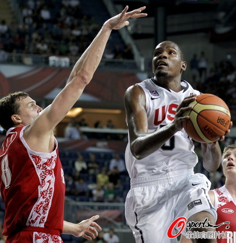 組圖:美國滅俄羅斯進四強 杜蘭特33分創新高