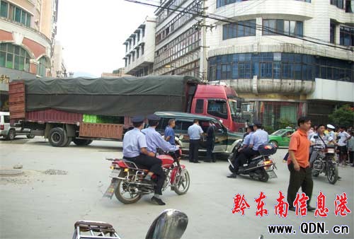 ��ɽ�h���s���� ��؛܇�����ǡ�С܇���D��