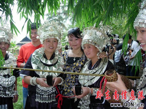 ����չ��������կ������ɯ���Ϻ��C�壨�D��