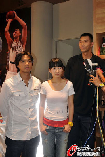 �M�D��������NBA�Ӱ ������������Ů�c��