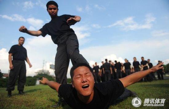 �M�D�����\�ؾ�픿������ չ���A���L