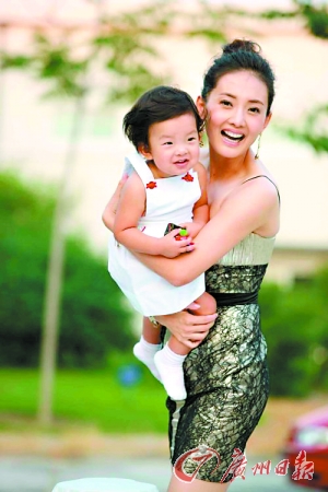 幸福媽媽牛莉:婚姻也需睜一只眼閉一只眼(圖)