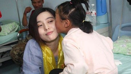 范冰冰“叫窮”:我買不起私人飛機(圖)