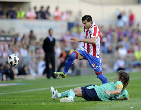 �M�D��÷���w�S������¡ Ƥ�˱��l����һȭ