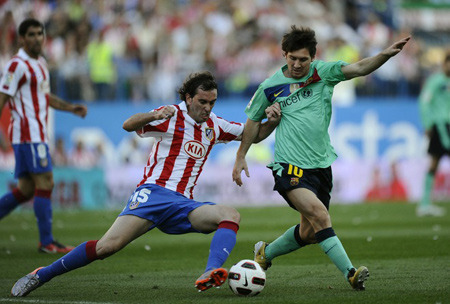 �M�D��÷���w�S������¡ Ƥ�˱��l����һȭ