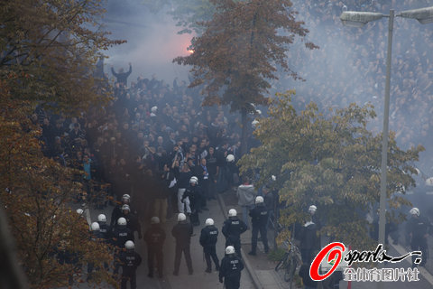 �M�D���h���±��������� 6�����܂�50�˱���