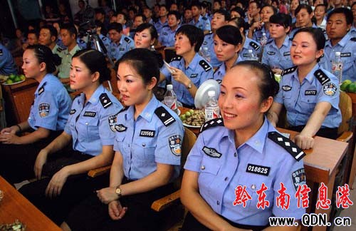 �P�ﾯ��ͬ��һ�Úg������ѹ�(ji��)���D��