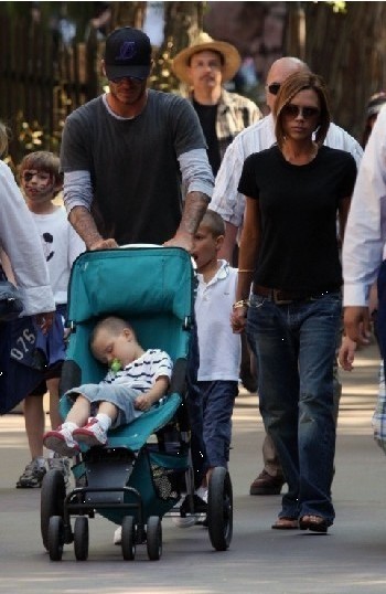 ��Ů��Сؐ��ͥ ���ã��º����ܵ����S(�D)