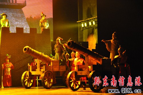 鎮遠劇場開演 首演大型歌舞史詩《古韻鎮遠》