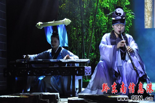 鎮遠劇場開演 首演大型歌舞史詩《古韻鎮遠》