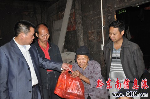 兩留守兒童半年未能吃上一餐肉報道引起讀者關注