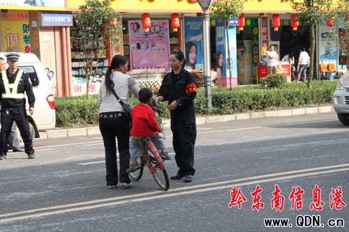 �����_չ������������ͨ�О顱���ջ�ӣ��D��