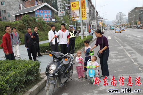 �����_չ������������ͨ�О顱���ջ�ӣ��D��