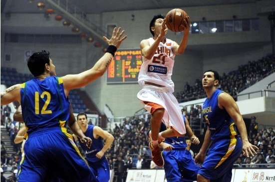 ĩ��(ji��)20�����8������׷ƽ �л@�ӕr(sh��)6��ؓ(f��)����