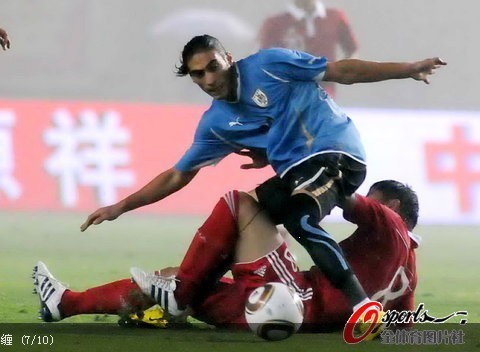 組圖:國足0-4慘敗烏拉圭 五分鐘崩盤連丟3球