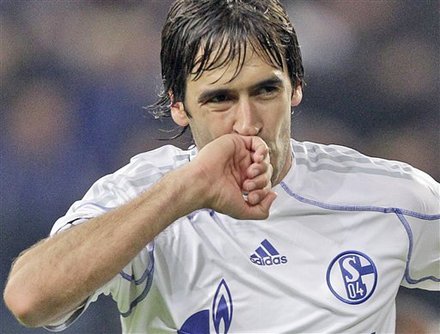 �ڠ��ɚW��(zh��n)��һǰ�h 2��Խ�������m(x��)������