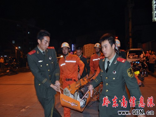 兩車相撞兩人被困 三穗消防火速出動成功救援