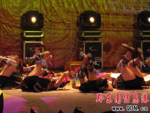 ���ݵ�������С�W��ˇ�gչ�݄P���_Ļ���M�D��