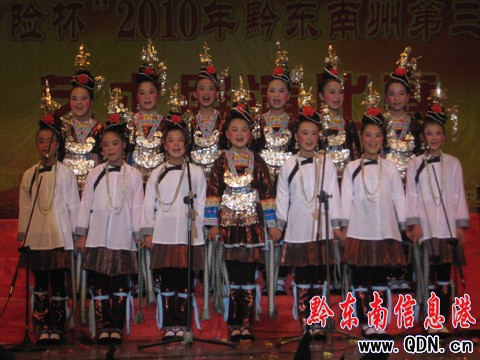 ���ݵ�������С�W��ˇ�gչ�݄P���_Ļ���M�D��