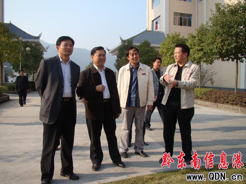 耿生茂到榕江督查指導工作(組圖)