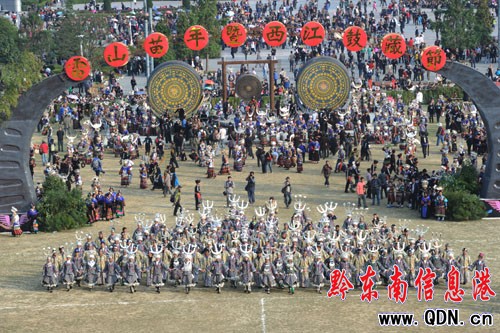 2010���Ї�����ɽ�����������Ĳع��_Ļ���D��