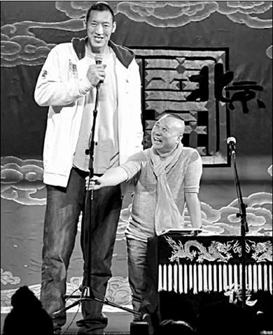 郭德綱:汪小菲不陪大S逛街來看相聲我很欣慰(圖)