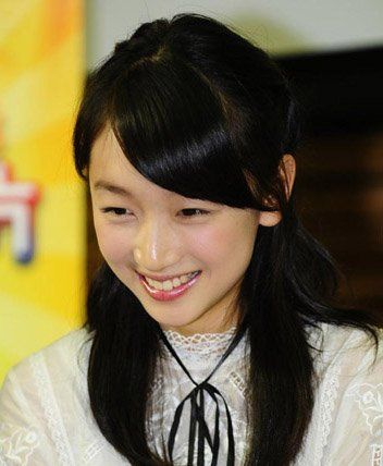 ��ˇ�\��Ƭ������ʮ���O��13λŮ�����Ѵ_��(�D)