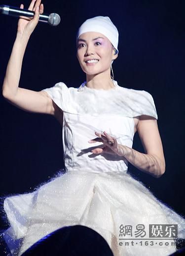 王菲或攜女獻聲中文版《媽媽咪呀》(圖)