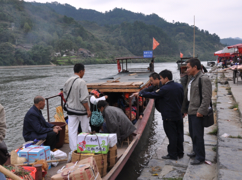 ���Ӻꂥ���\��˾�_չ�����ʹ���ȫ��z�飨�D��