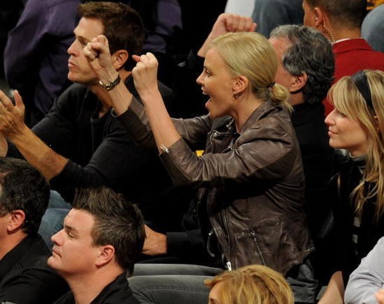 ���R�]Ů��ʾ�ۿƱȣ��e�ߣ��ö�Ԓ�����f