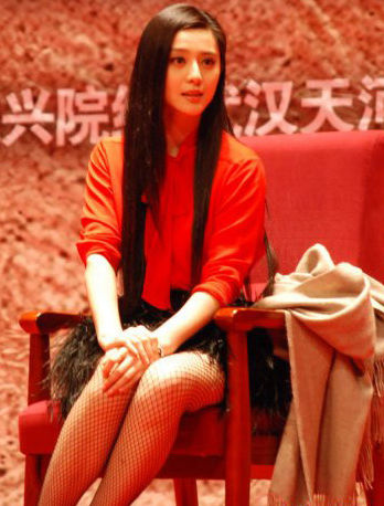 ������ЦՄ2010�� �Q�r(sh��)�g��(hu��)�C��һ�оp(�D)