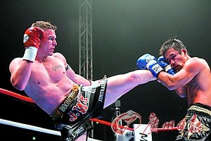 泰變性女拳王誰能阻擋 宣稱最忌中國吹主場哨