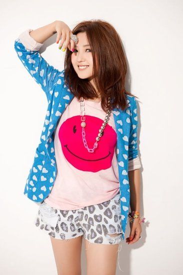 何潔談“裸照”來龍去脈 稱照片是女演員劇照