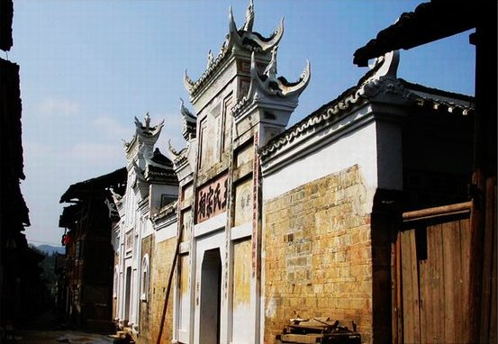 ��ϡ���˱�����600��¡��ųǵĚvʷӛ�����D��