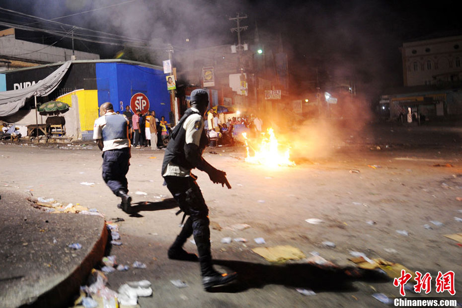 海地大選爆發(fā)大規(guī)模抗議活動