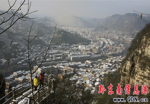 2010����h�ĵ�һ��ѩ���D��