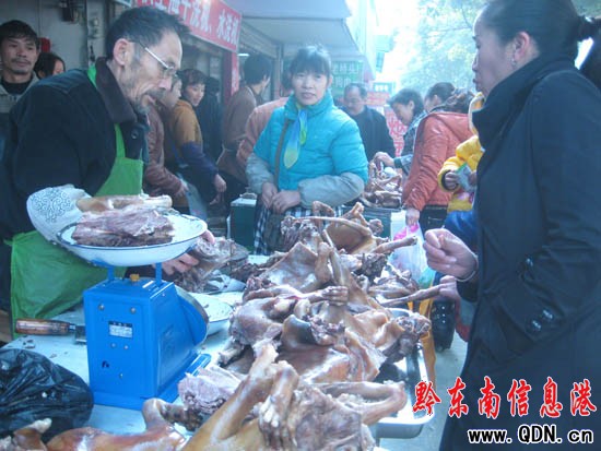 ������ �P�ǹ����^����𱬣��D��