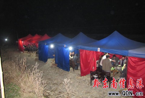 走,吃狗肉補暖去!(圖)