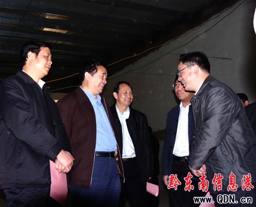 �����A���쵤կ�h����ϲ���ʳƷ���޹�˾(�D)