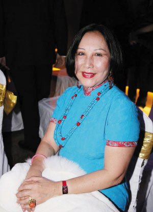 �O��ɽ�����ČOŮ�O���1���������_������܇����������ء�