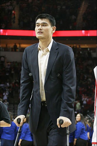 姚明完成腳踝手術 恢復良好10個月可重返賽場