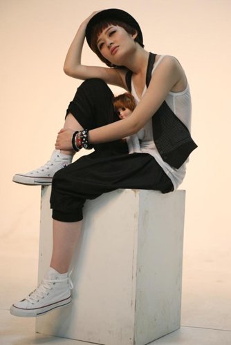 央視獨家辟謠:網傳節目單不實 從未邀“超女”