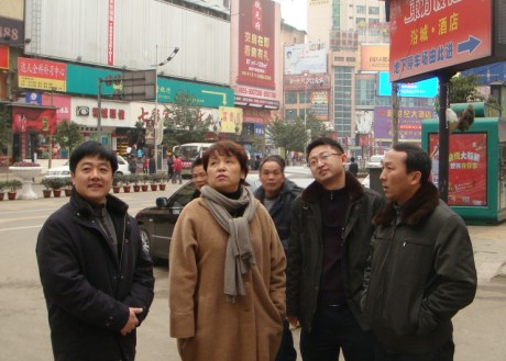 ���Դ������L(zh��ng)��(du��)�P��ǅ^(q��)��Ӱҕ�Ļ��M(j��n)���{(di��o)��