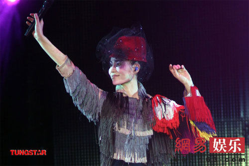 �����_�������l(f��)������ �������U�����^�����D��